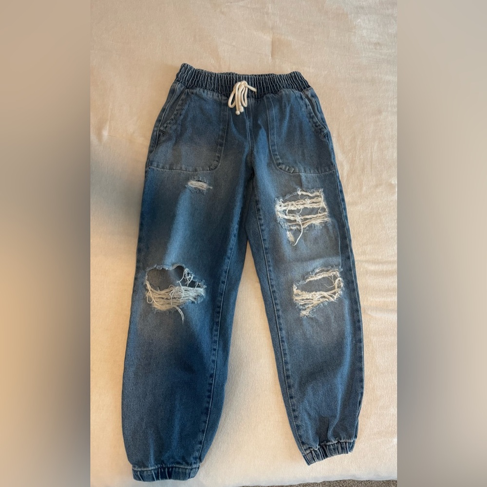 Women Blue Distressed Jeans